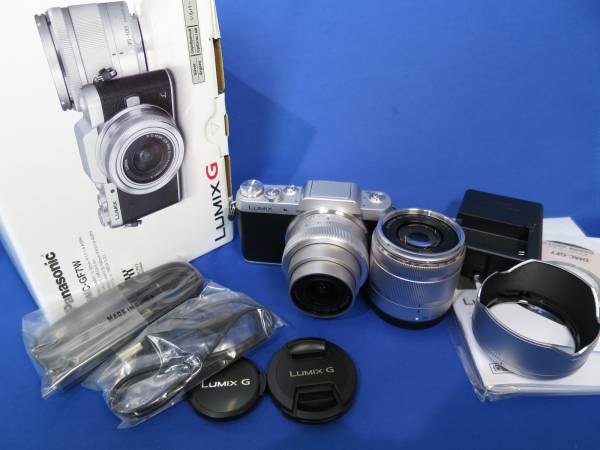 パナソニック LUMIX DMC-GF7W ダブルズームキット 極上 送料無料