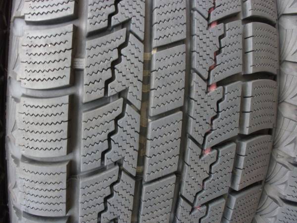 バリ山⇒13年製】 ネクセン スタッドレス 215/60R16 4本 215⁄60R16 4 バリ山⇒13年製】 ネクセン スタッドレス 215/60R16 4本 215⁄60R16 4