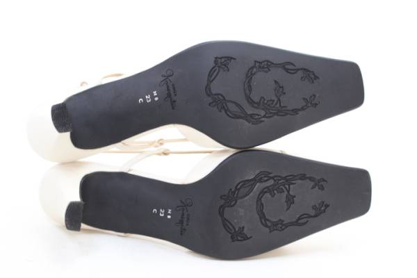 111★銀座かねまつ 本革バックベルトパンプス(NB23C)新品同様品