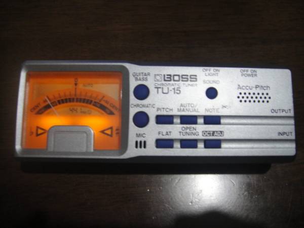 ☆☆BOSS TU-15美品中古　チューナー☆☆