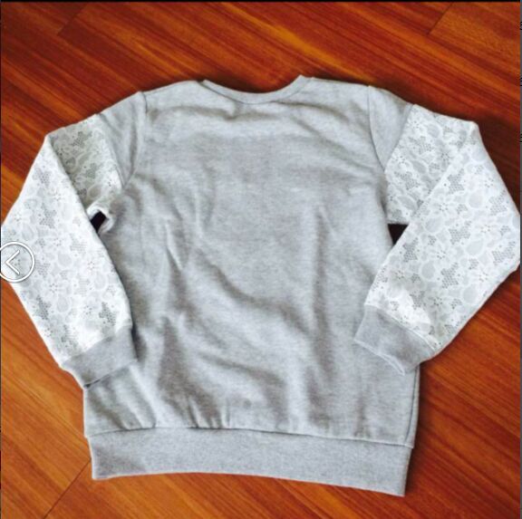 新メゾピアノ袖レース切り替えハートモチーフ裏毛トレーナー160