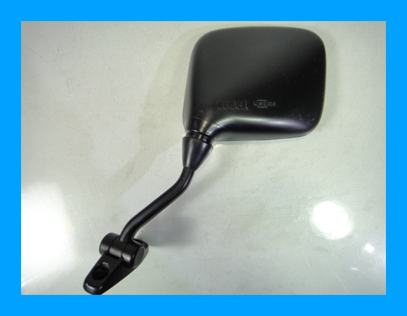 Y8658) FZ750 1AE 逆車　純正ミラー　左側　割と綺麗