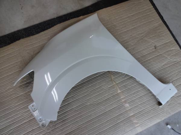 タントカスタム　後期　L350S　フロントフェンダー　左側