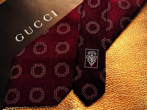 【豊富な，新作登場】 №N0573状態並 GUCCI グッチ 刺繍 ネクタイ(ネクタイ)｜売買されたオークション情報、yahooの商品情報をアーカイブ公開 - オークファン 服飾小物