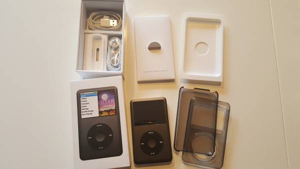 iPod classic 160 GB Black 美品 ケース付き !!