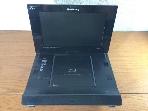 テレビ・映像機器 Panasonic ポータブルBDプレイヤー DMP-BV100