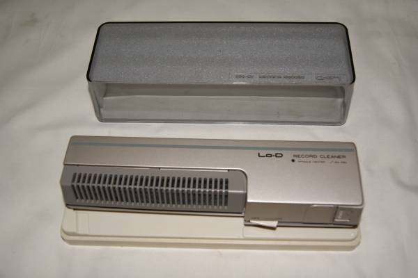 自走式レコードクリーナー「AD-093」 HITACHI 動作品 ローディ⁄Lo-D