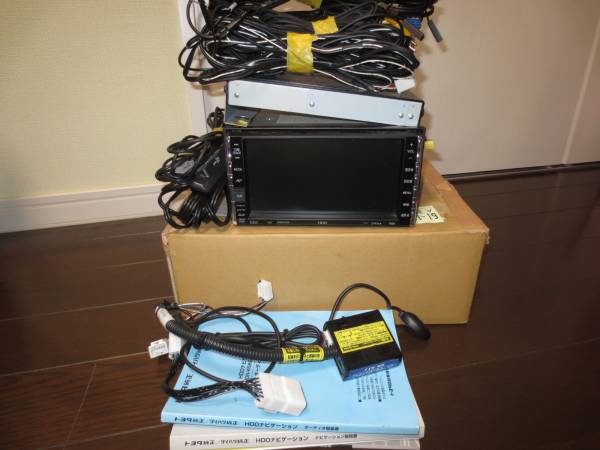 トヨタ純正 NHDN-W56 ナビTVキット 地デジチューナー付き NHDN-W56