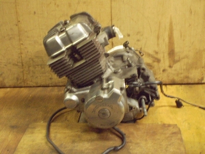 HM8084 ナイトフォーク250 エンジン・ジャンク MC26