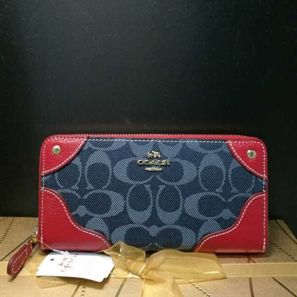 COACHシグネチャーデニムレザーワインレッド
