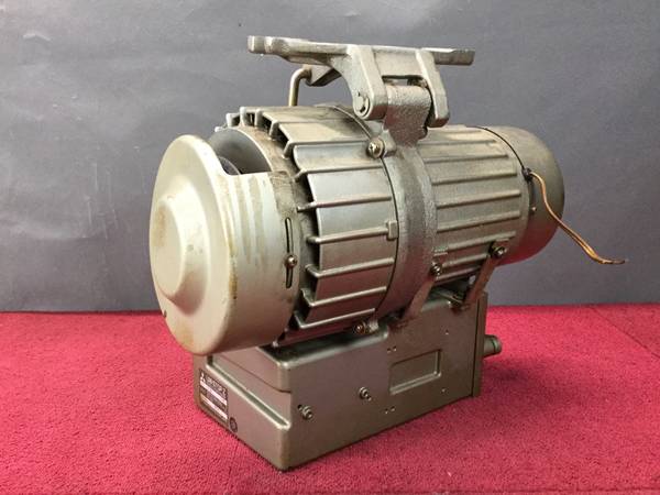 MITSUBISHI CA-Z402E クラッチモーター(ミシン用)＊ジャンク品