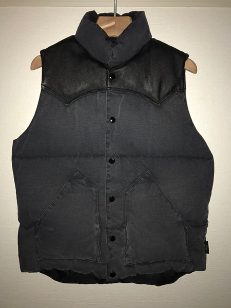 DELUXE×ROCKY MOUNTAIN【BLACK/M】ロッキーマウンテン ベスト DELUXE