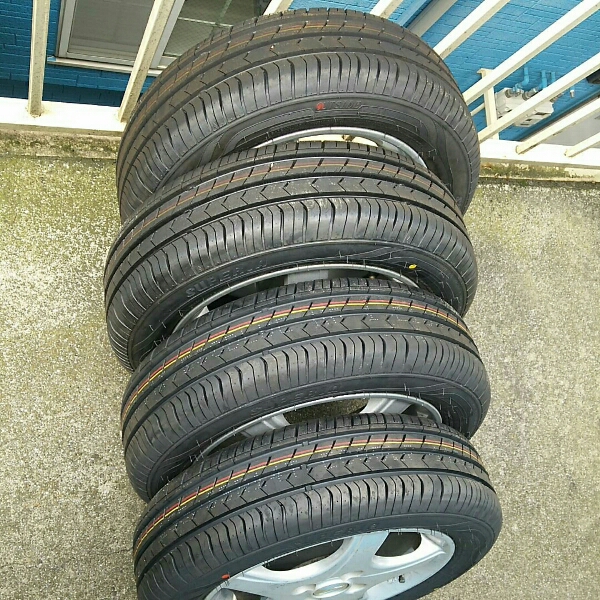 新品タイヤ155 65 14 4本 ダイハツ純正ホイール4本セット