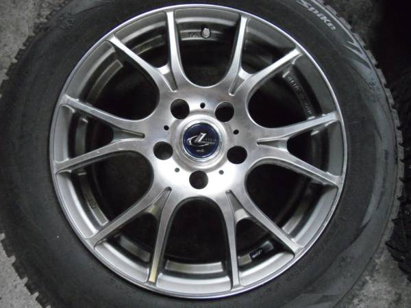 A6 レオニス スパイクタイヤ 215/60R16 14年製造 4本セット