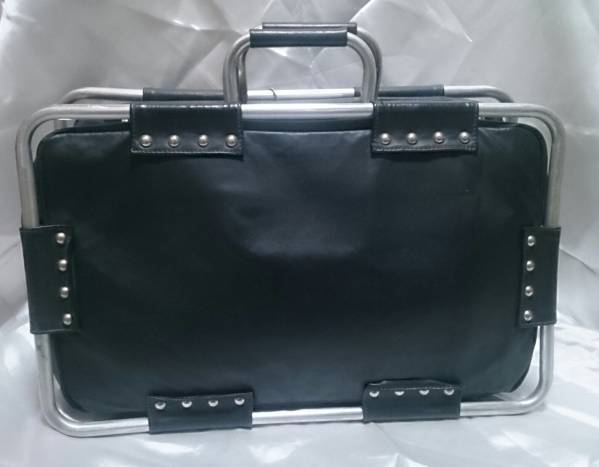 ジャンポール ゴルチェ・パイプフレームバッグ・黒・45x27cm