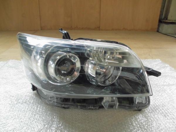 ルミオン　NZE151　前期　右ヘッドライト　(16-1590)