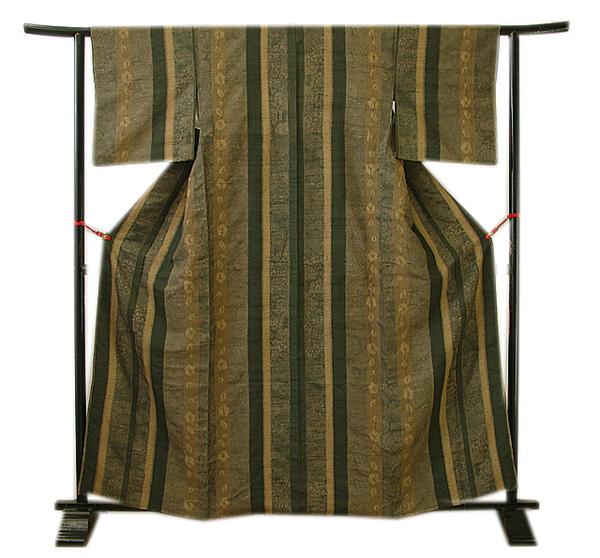 通好み 吉澤与市 絞り入り 紬着尺 正絹 仕立上り T431★