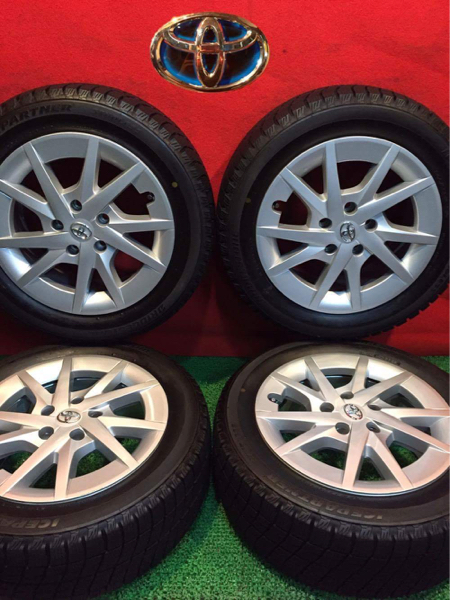 315. 205/55/16 TOYOTA純正 バリ山スタッドレスタイヤ 4本セット