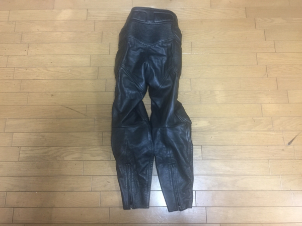 素晴らしい価格 まとめ売り KADOYA レザーパンツ Mサイズ 黒革 【公式
