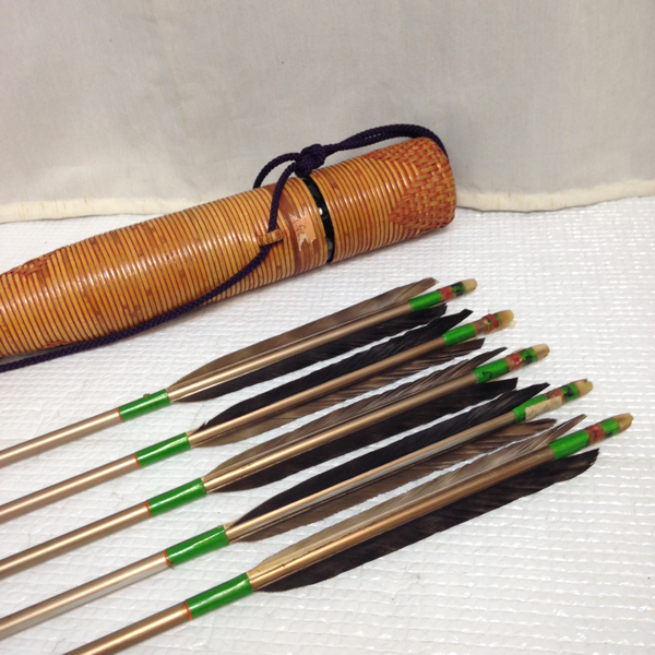 専用】弓道 矢 矢筒 EASTON XX75 1913 18本セット+ケース XX75 EASTON 0 1