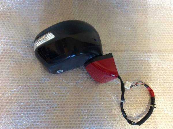 N BOX JF1 右ドアミラー　黒/赤　送料込　７ピン