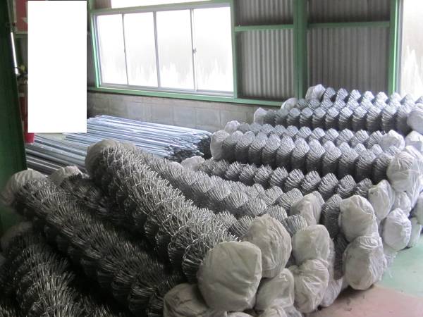 亜鉛メッキフェンス 防獣 金網 電気柵 鹿 イノシシ 果樹園など