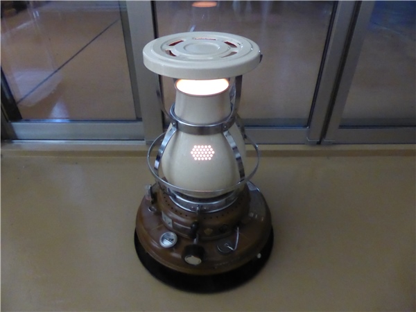 東芝 石油ストーブ KSW372 レトロ 芝浦電気 ニッセン(石油ストーブ