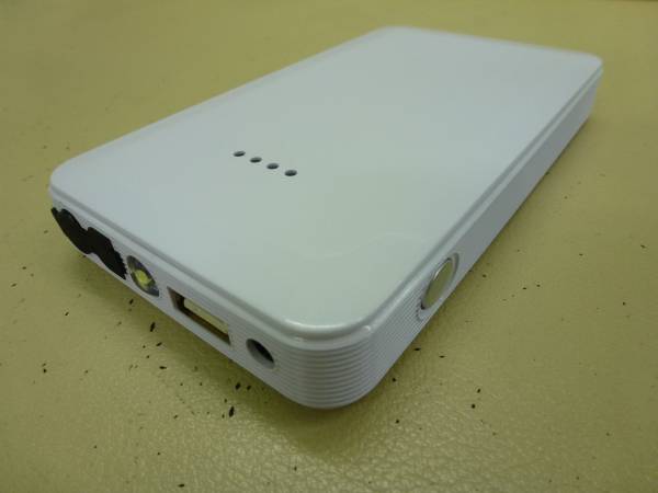 即決!送料込み! モバイルバッテリー iphone6 ジャンプスターター 即決