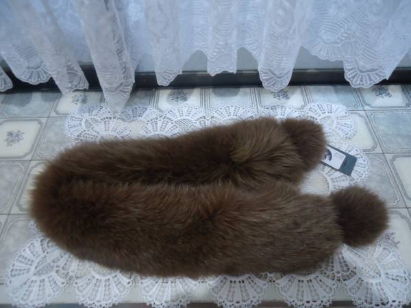 未使用ブルーフォックス茶色のマフラー（SAGAFOX)