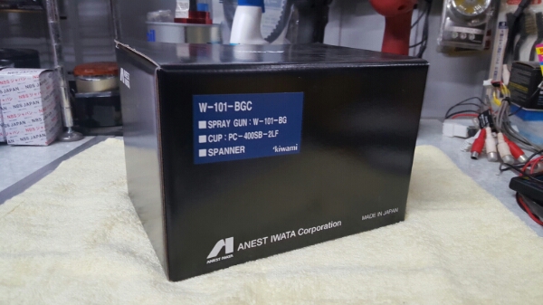 アネスト岩田 塗装ガンW-101-148BGC極み フリーアングルカップ付