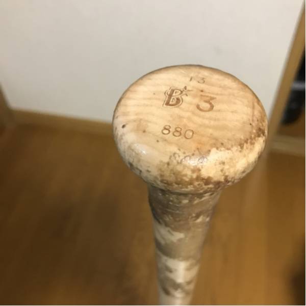 横浜DeNAベイスターズ 梶谷隆幸選手 実使用サイン入りバット