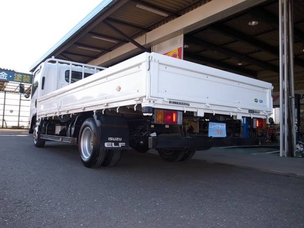 23年エルフワイドロング平ボディー積載2t新免許対応@車選び.com