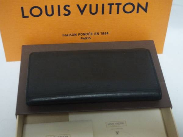 【上美品！】ヴィトン　ダミエアンフィニ　２つ折長財布　黒