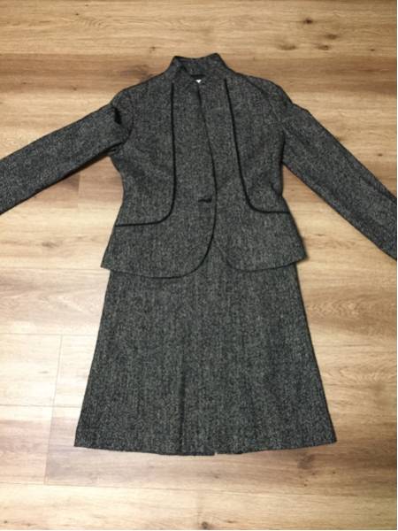 ★美品（株）ベイクルーズの超高級スーツ、ウール/Sサイズ7号★