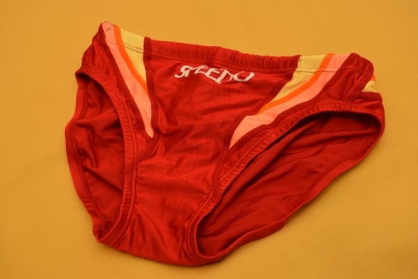 J768■1円スピードライフガード千葉赤男性用競泳水着■M