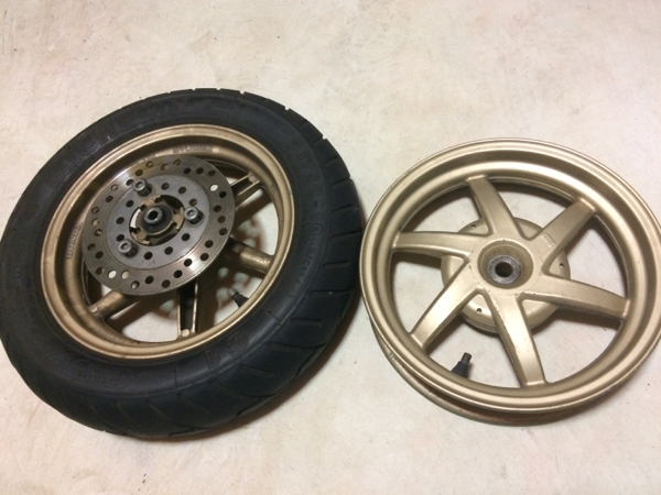 ライブディオ ZX 純正ホイールセット 前輪 タイヤ付き
