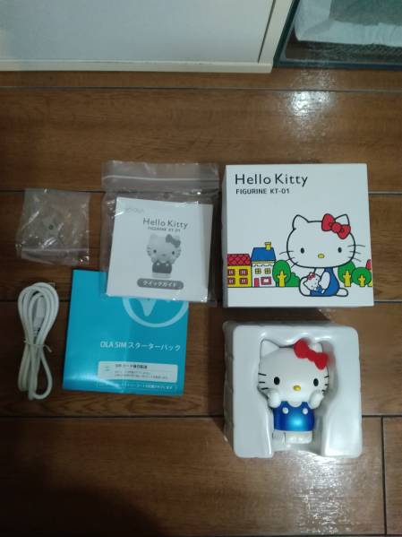 ハローキティ　携帯　KT01 figurine