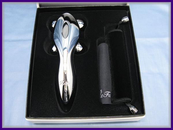 ●未使用 ReFa 4CARAT リファ フォーカラット 美顔ローラーW2013