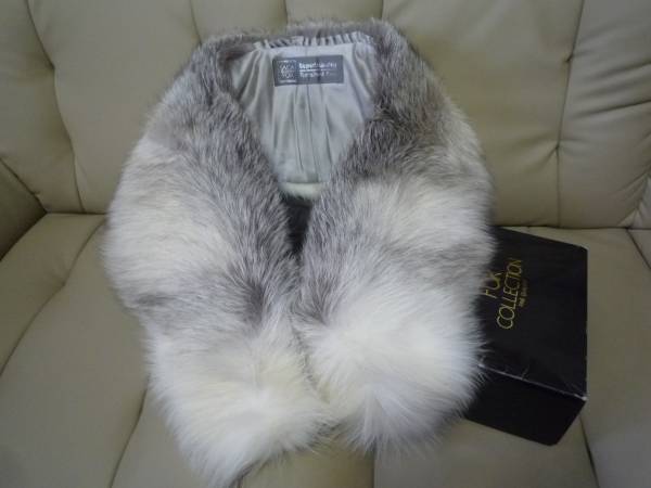 SAGAサガブルーフォックス ファーショールストール未使用 お振袖