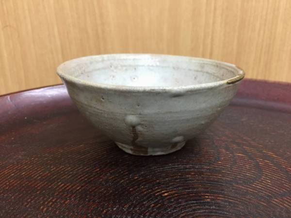 【李朝酒杯】雨漏り手 李朝雨漏り堅手盃 美術品・アンティーク・コレクション 【公式通販】
