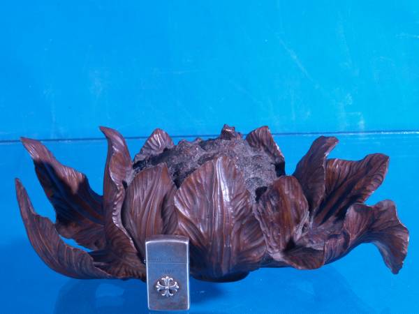 骨董　昔の根付　白玉 「馬猿」と方位磁石　アンティーク 骨董 昔の根付 白玉 「馬猿」と方位磁石 アンティーク 方位磁石
