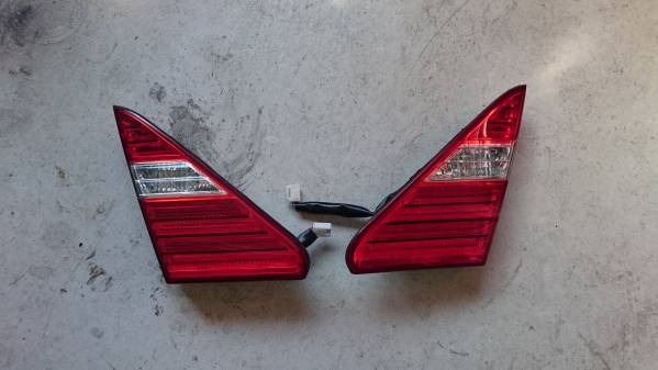 30 セルシオ 後期テール 左右セット 純正品