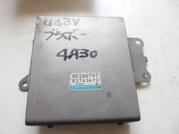 【即決】U43V ブラボー エンジンコンピューター MD306743_1