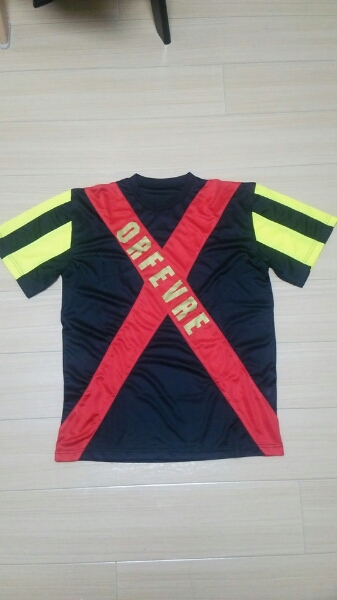 オルフェーヴル サンデーレーシング勝負服tシャツ 競馬 売買されたオークション情報 Yahooの商品情報をアーカイブ公開 オークファン Aucfan Com