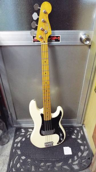 FENDER PRECISION BASS ジャンク品 パーツ取りで！！