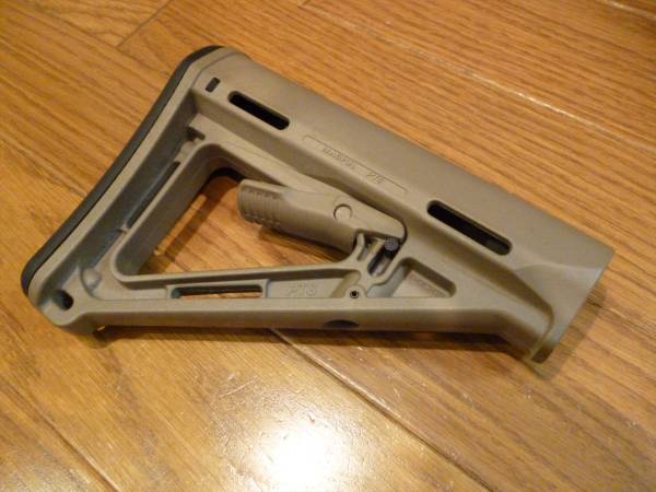 MAGPUL PTS 実物 MOEストック TANカラー