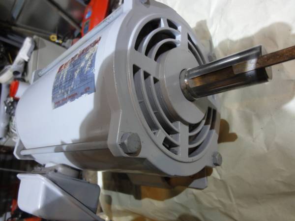 三菱インダクションモーター2.2Kw 三菱電機 200V⁄2.2kw 三菱インダクションモーター2.2Kw 三菱電機 200V⁄2.2kw