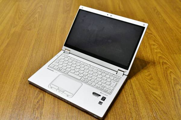 Panasonic レッツノート MX3シリーズ　CF-MX3DDGJR SSD128GB office搭載なし_1
