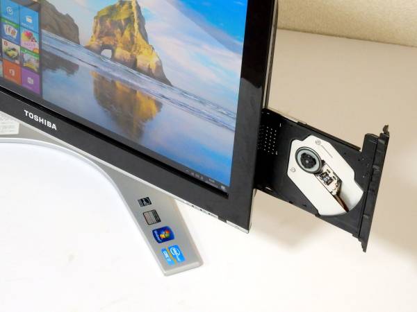 REGZA PC D711☆Core i7 クアッドコア 3.10GHz×8☆Win10☆4G/1TB/21.5 