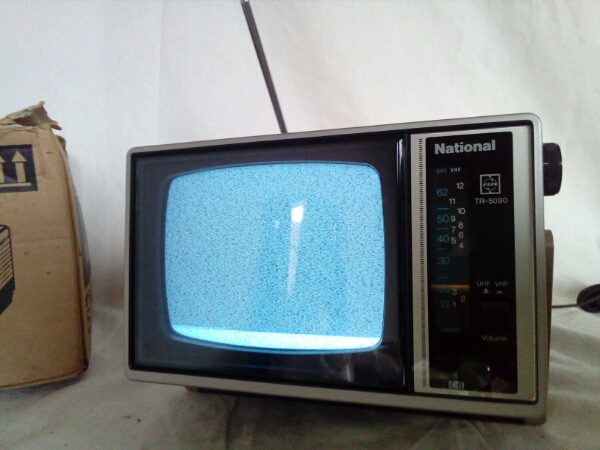 ナショナル モノクロテレビ5型 TR-5090 箱付き(テレビ)｜売買された